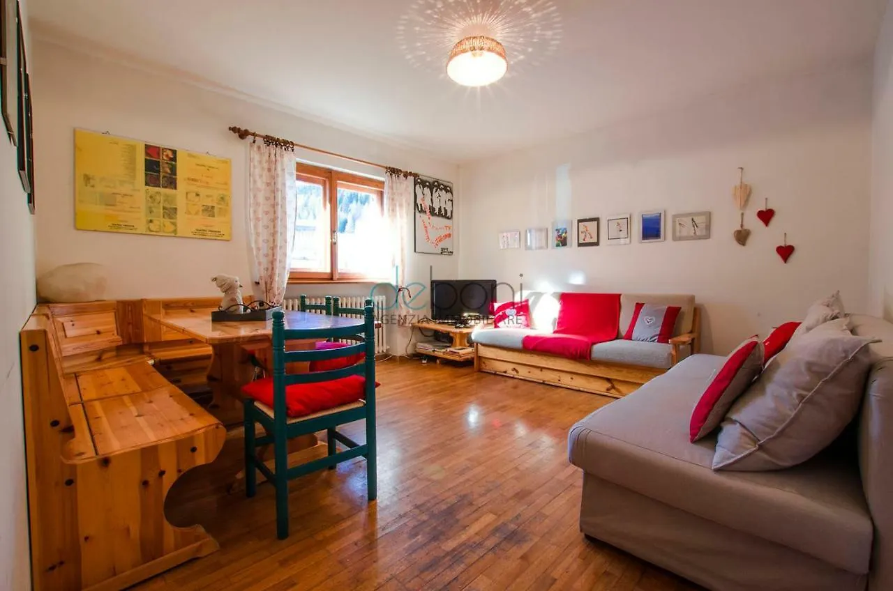 Hotel Casa Cadin Cortina dʼAmpezzo 0*,